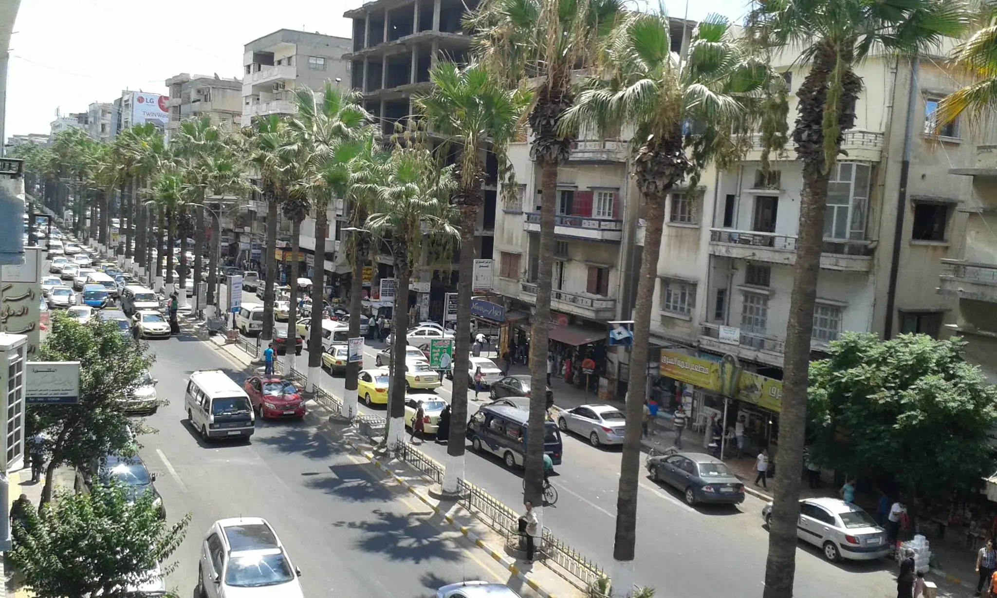 عرض عسكري في طرطوس