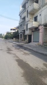 صورة من أمام أحد المنازل النظيفة بقرية "ألشبطلية"