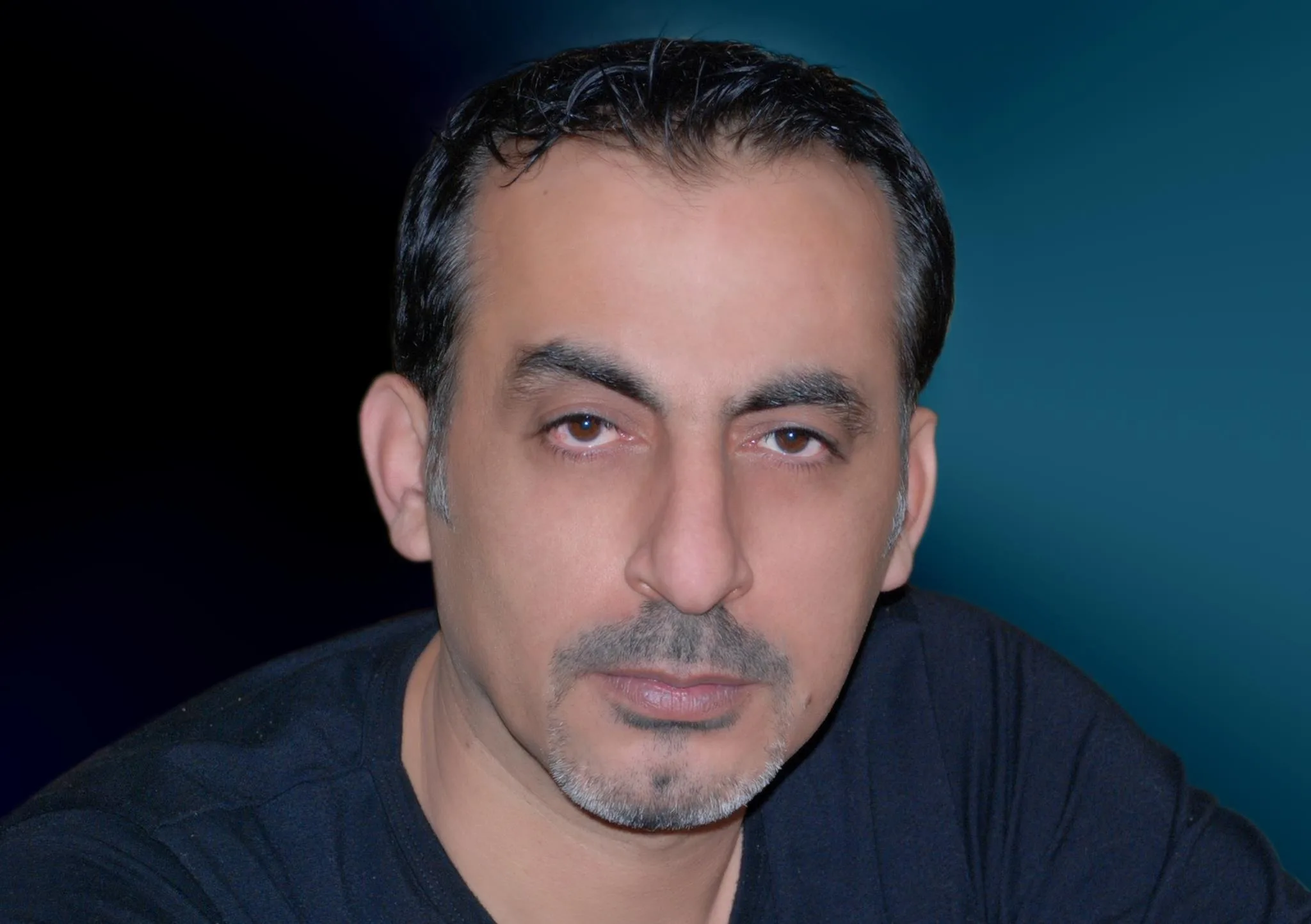 سوريا تودع الشاعر رياض العلي.. كتب الأغاني لنجوم العالم العربي