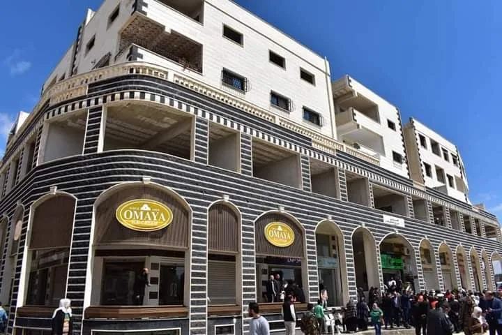 سوق نايف التجاري