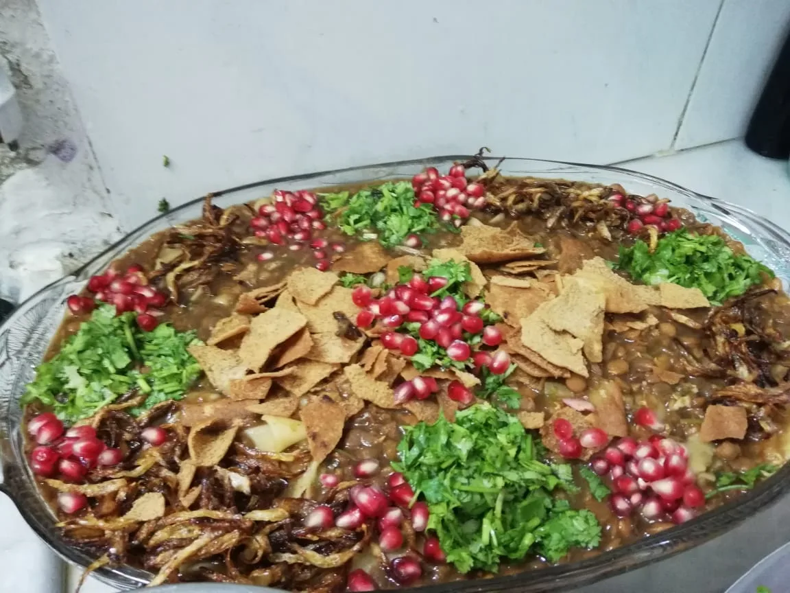 الحرائق بإصبعه