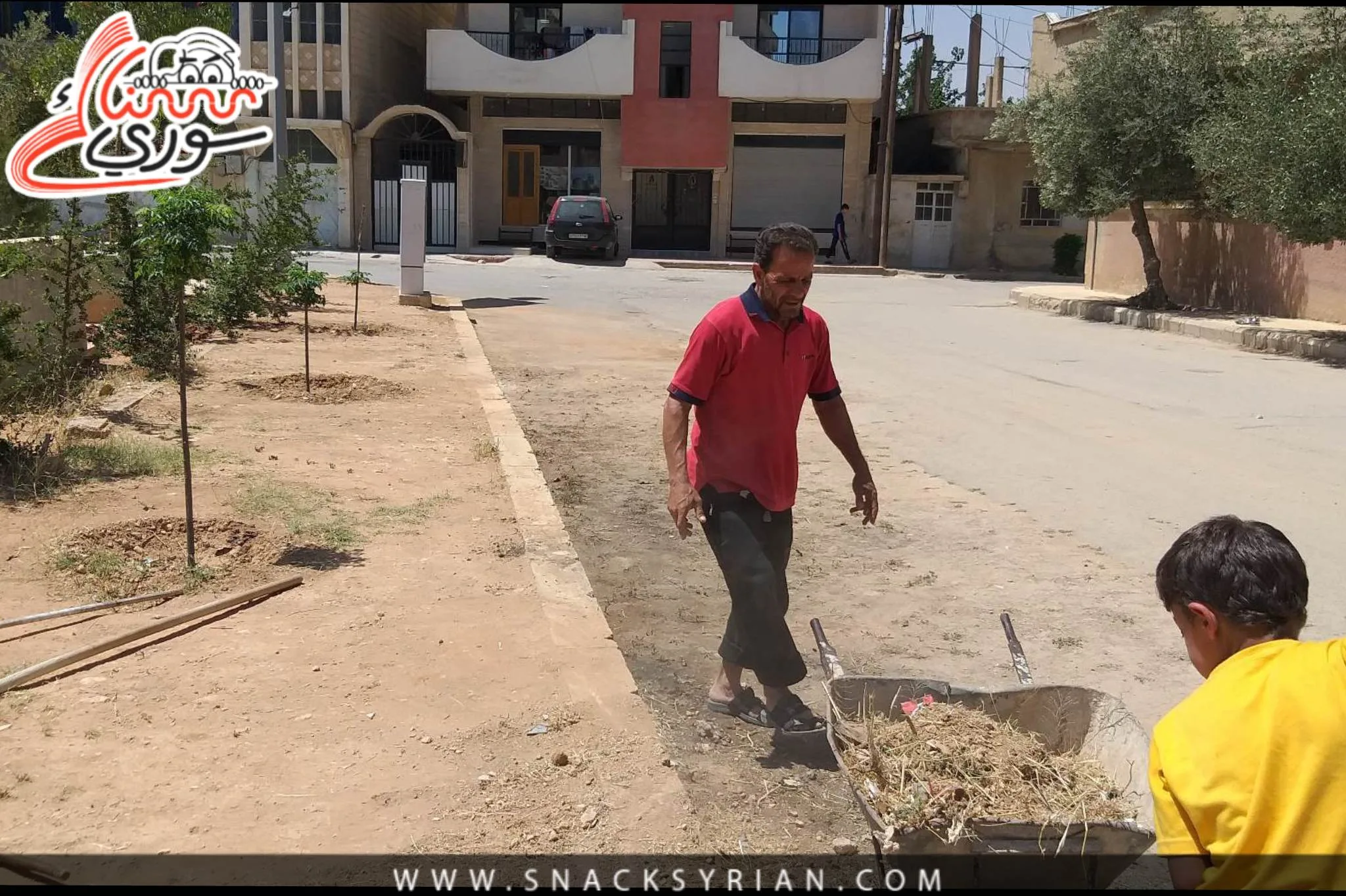 أبو جعفر أثناء عمله