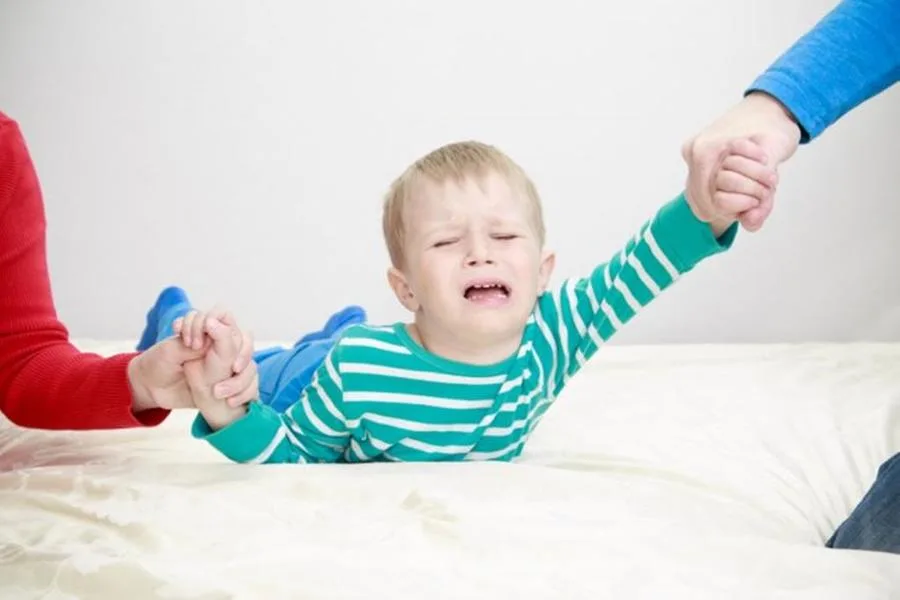 بعد تعديل القانون .. ما هي حقوق المرأة السورية في حضانة أطفالها؟