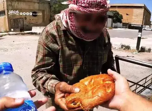 مبادرة لعمال النظافة بدرعا