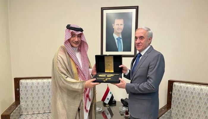 أيمن سوسان أول سفير لسوريا في السعودية منذ 2011 خلفاً لمهدي دخل الله