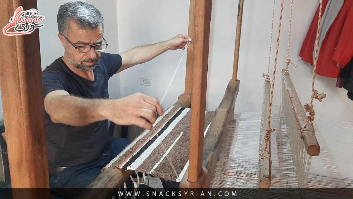 الحياكة على النول