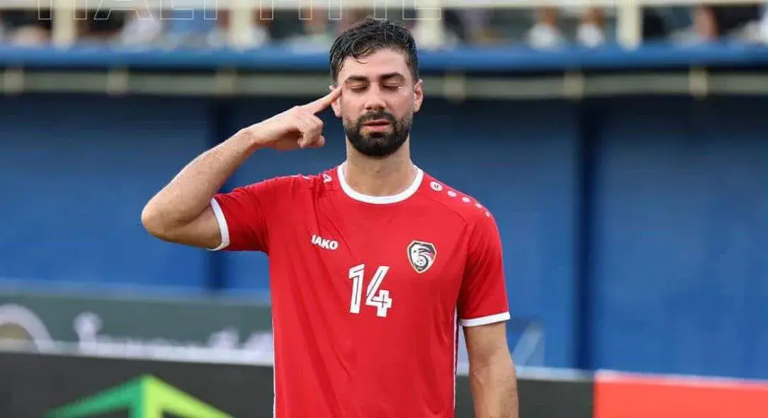 احتفال محمد عثمان بهدفه بمرمى طاجكستان