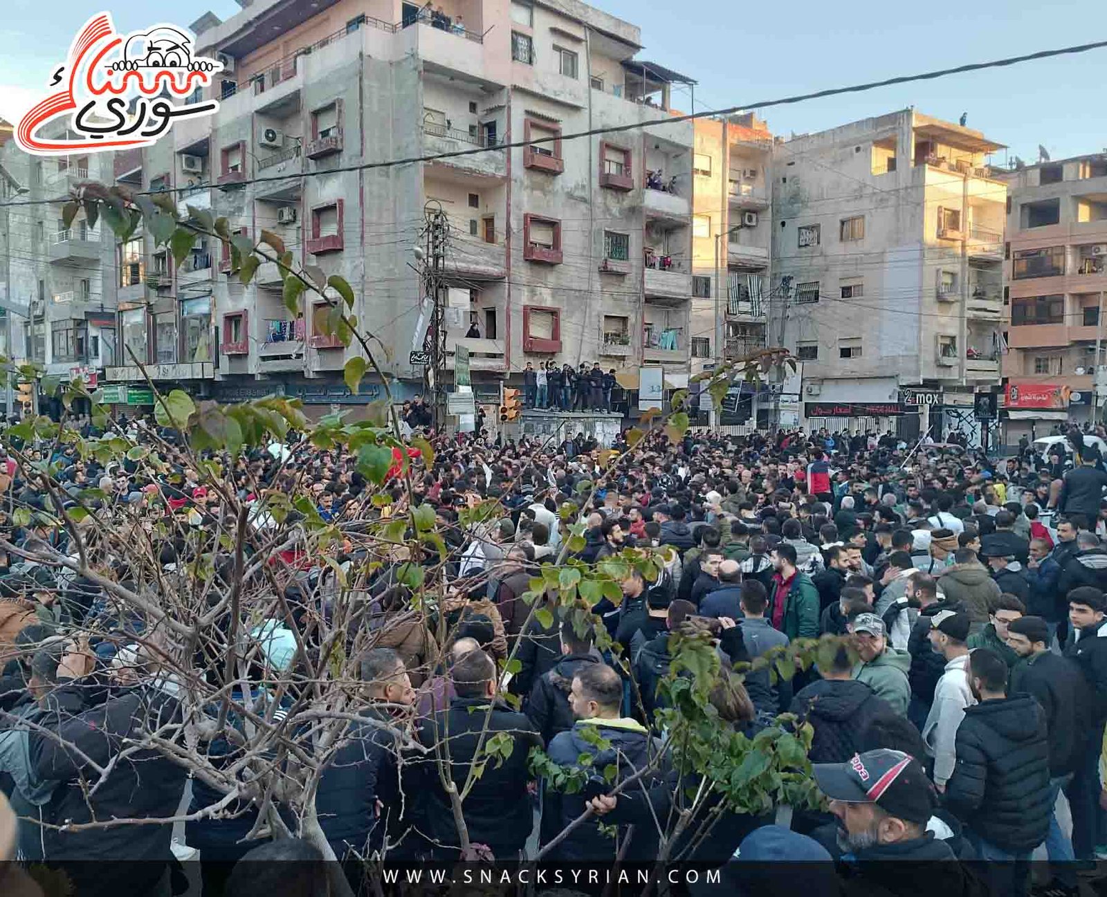 مظاهرة في جبلة احتجاجاً على حرق مقام الشيخ الخصيبي