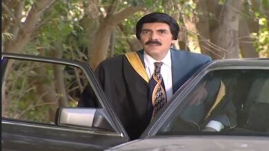 رجل غني مرايا