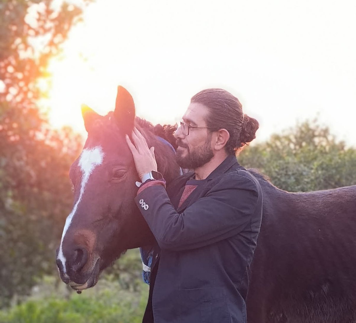 استمرار اعتقال الناشط عزازيل ديب للأسبوع الثالث على التوالي